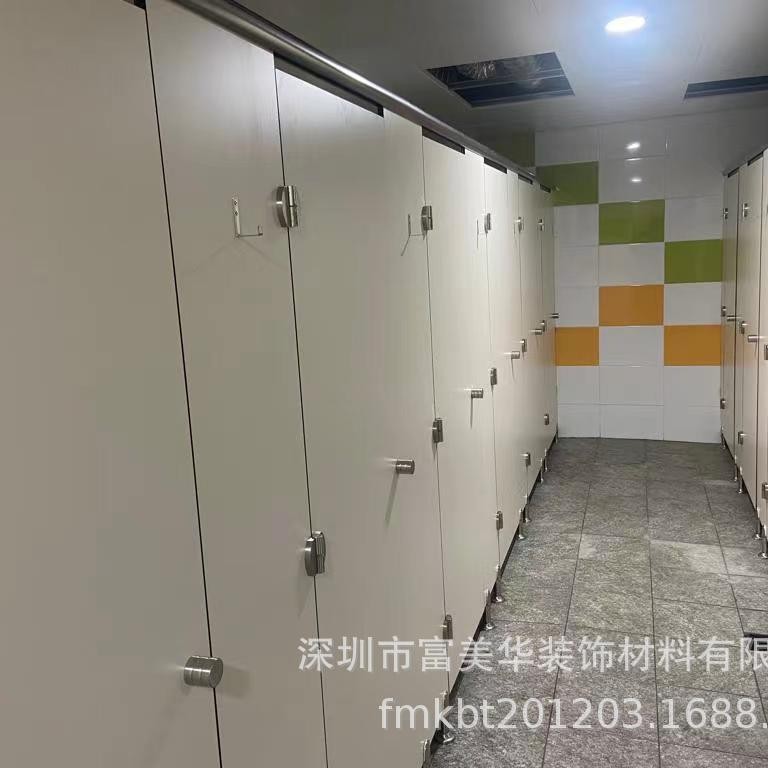 深圳工厂直销抗倍特板卫生间隔断学校防水防潮板厕所隔断儿童隔板