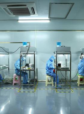 17L1YBGCD液晶显示屏4:3高清正屏14280*寸02车载工控屏亮度可客制