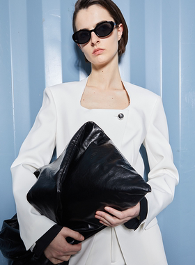 APARALLEL马蹄领摩登毛边收腰西服