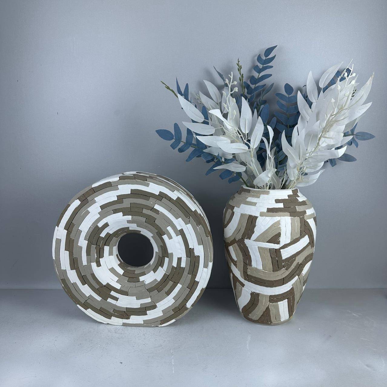 现代简约陶瓷几何复古摆件样板房间卧室书房玄关桌面创意软装饰品