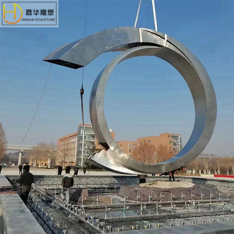 大型不锈钢雕塑广场园林抽象地标建筑装饰圆环莫比乌斯环雕塑制作