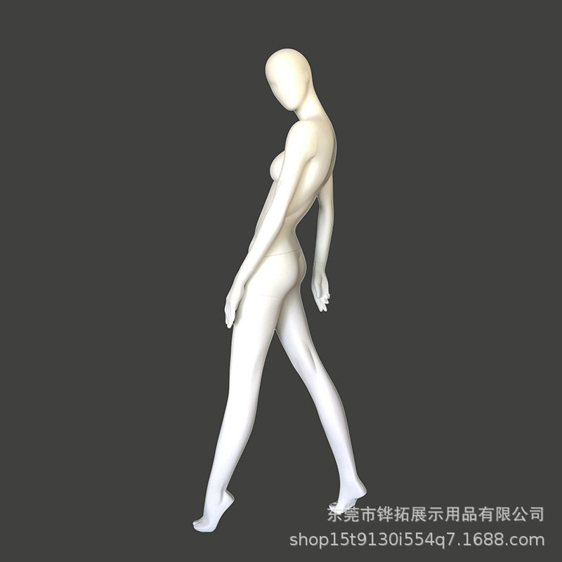 女全身模特迈腿姿势站立欧美优雅款式高档服装店展示吸客人台假人