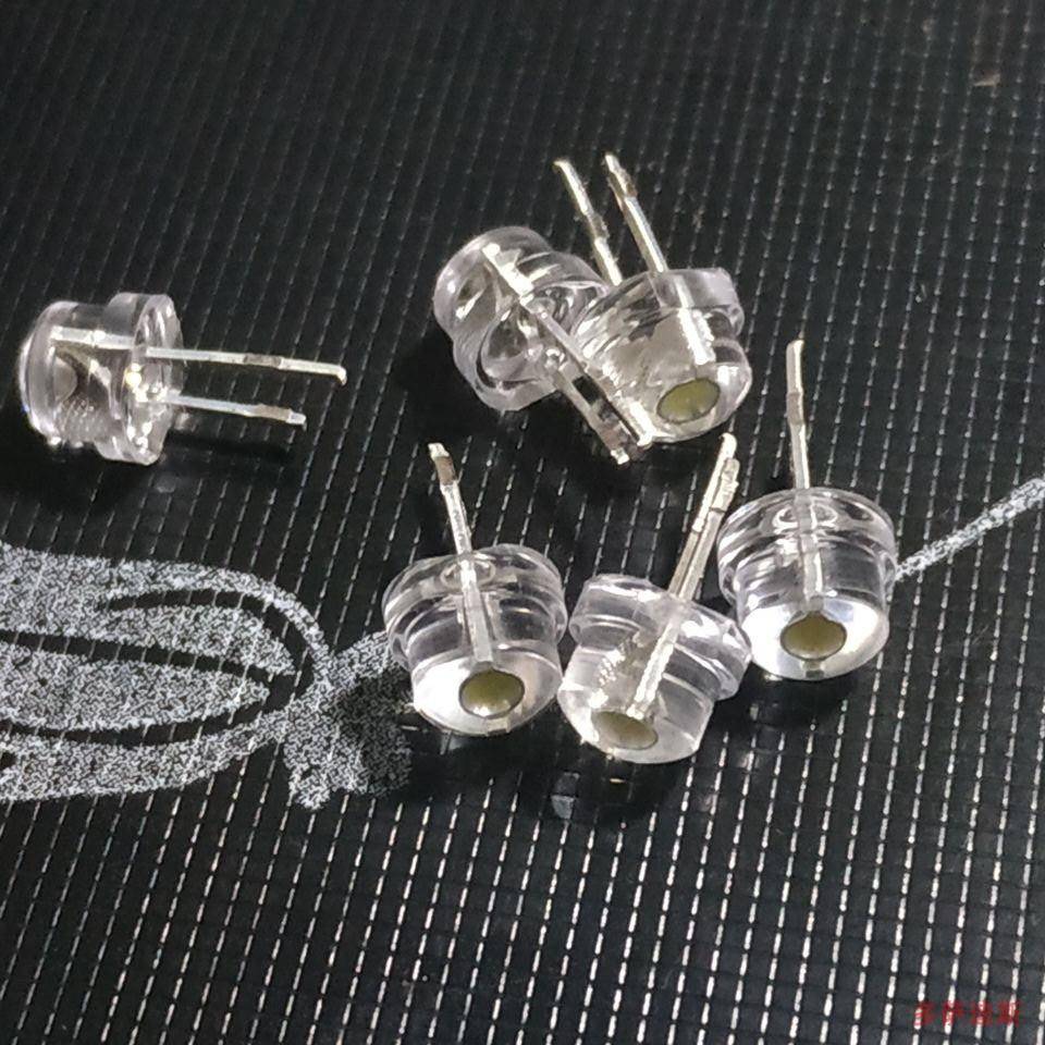 足瓦草帽灯白光LED灯珠发光二极管高亮0.5瓦5MM直插手电筒照明暖