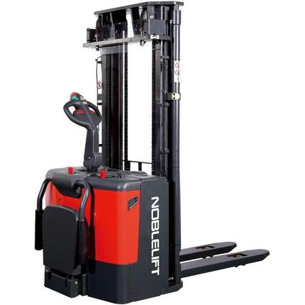 叉车PSB15托盘堆垛车1.5吨交流驱动踏板护臂式全电动堆高车