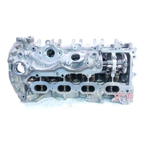 适用奔驰282A200B200A180CLA180CLA200汽缸盖气门室盖