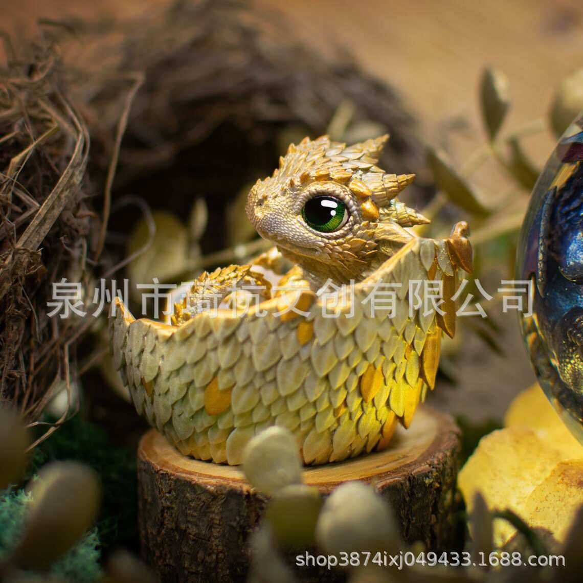 跨境热销新品蛋壳中的新生龙深彩虹色的婴儿龙可爱雕像摆件装饰品,模玩/动漫/周边/娃圈三坑/桌游,模型制作工具/辅料耗材,淘宝优惠券,粉丝福利购,淘宝优惠卷
