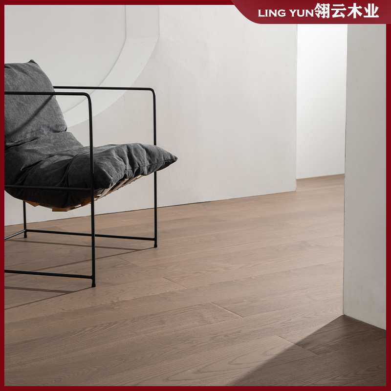 欧橡纯三层实木复合地板原木中古风胡桃色家用锁扣地暖ENF15MM