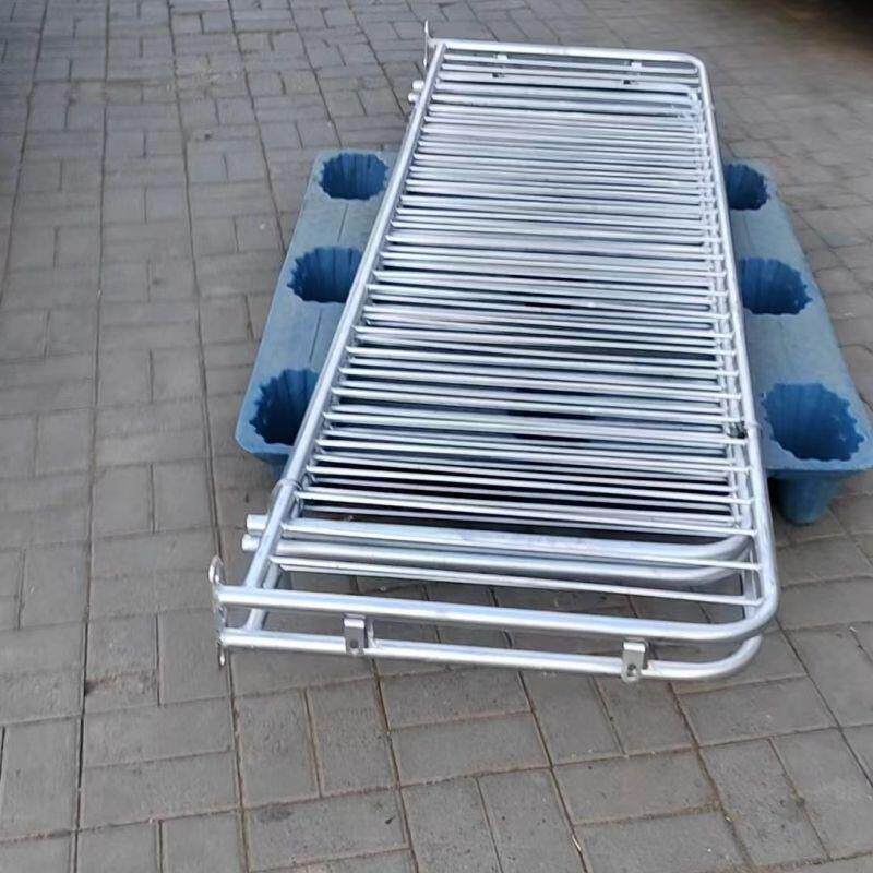 小猪围栏猪用配件围挡热镀锌仔猪围栏母猪产床围栏床床定位栏保育