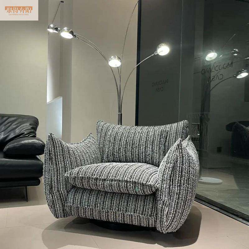 意式客厅卧室轻奢家用懒人沙发椅高级感设计师创意布艺单人沙发单