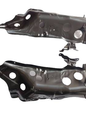 S广汽日700P11C野700驾驶室左右脚板前后上支架座S2PP11CFS2踏PHI