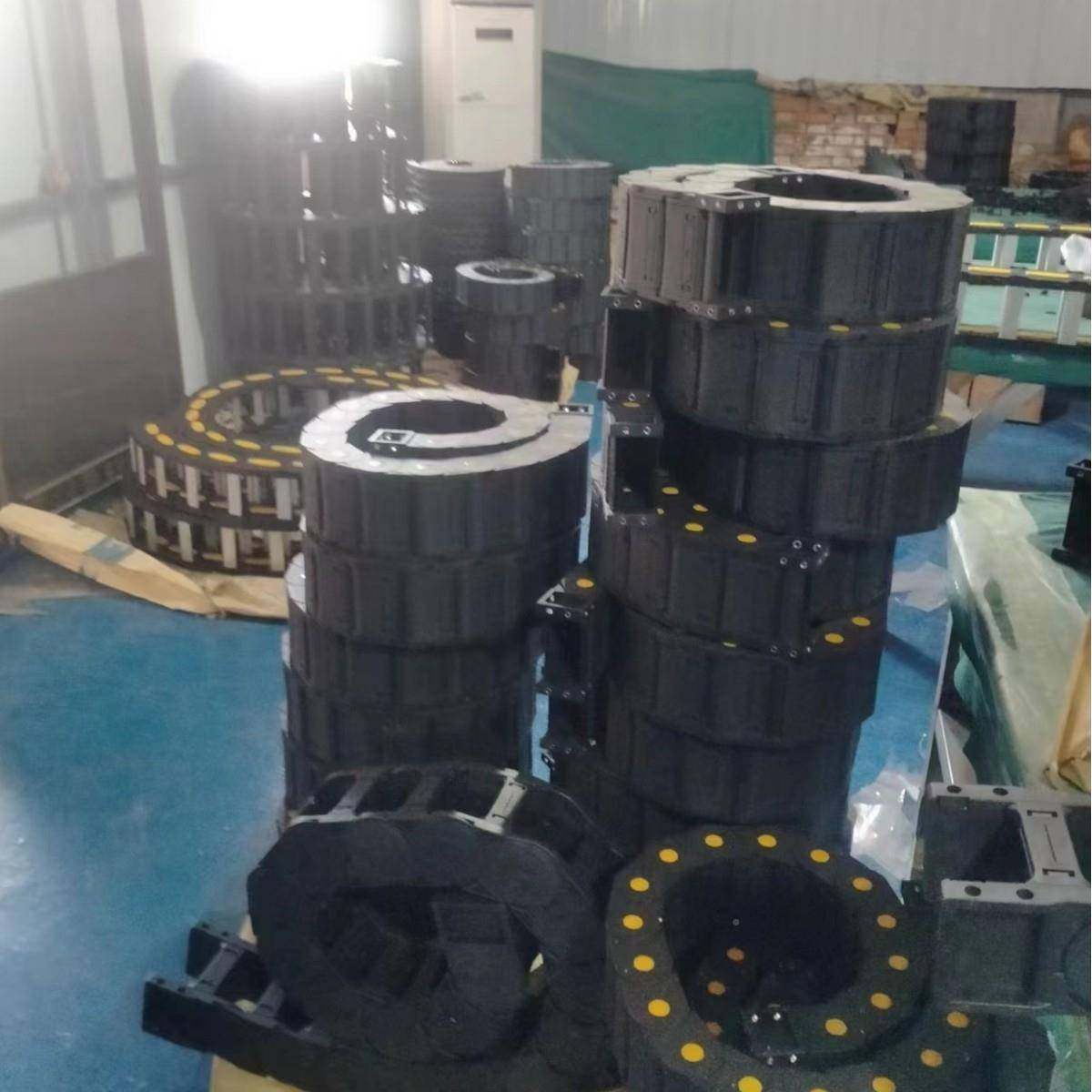 全封XLQ闭尼龙拖链雕铣机线缆油穿线向双弯曲家厂耐管油