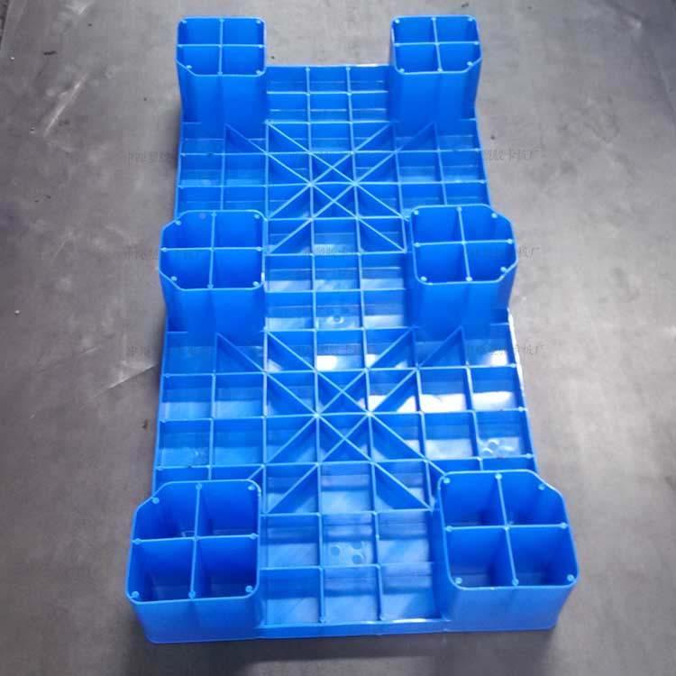 100TAR小卡六脚平面地塑胶卡板平5板栈板板塑料托盘价垫格