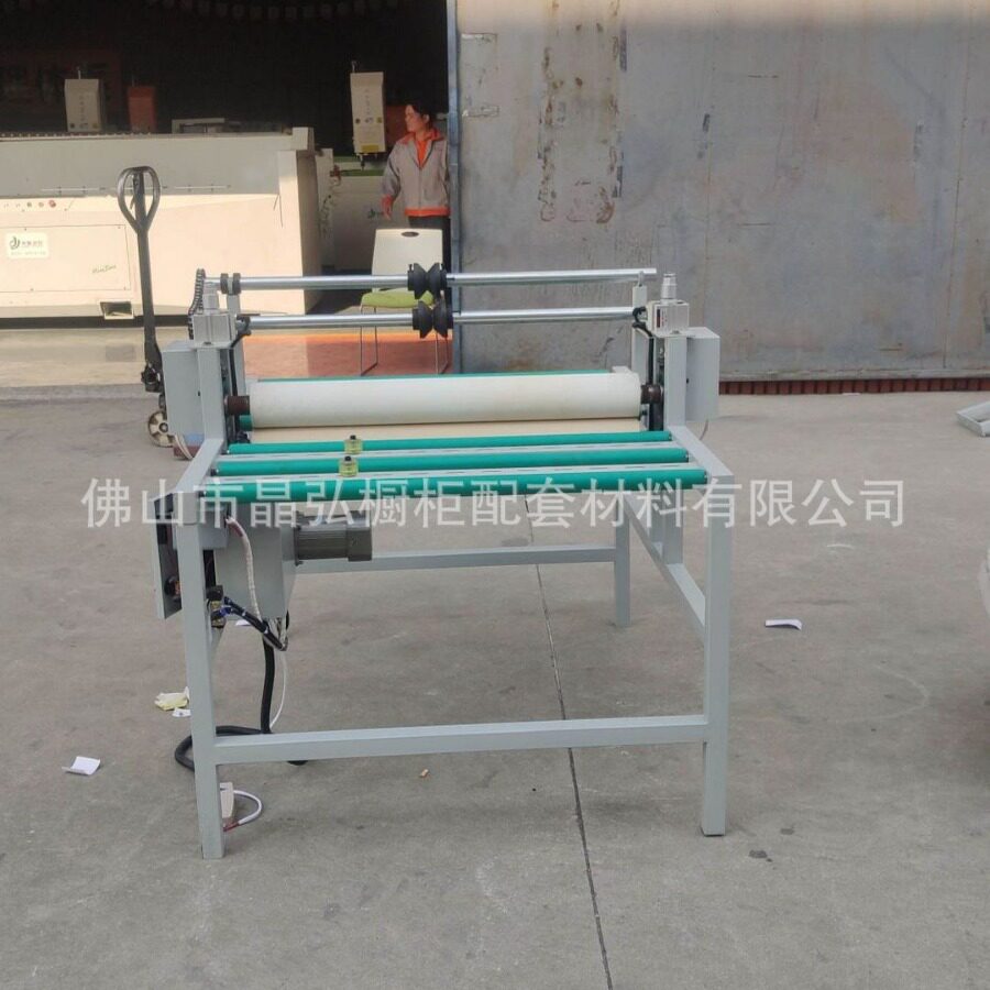 专业生产可调速850款覆膜机