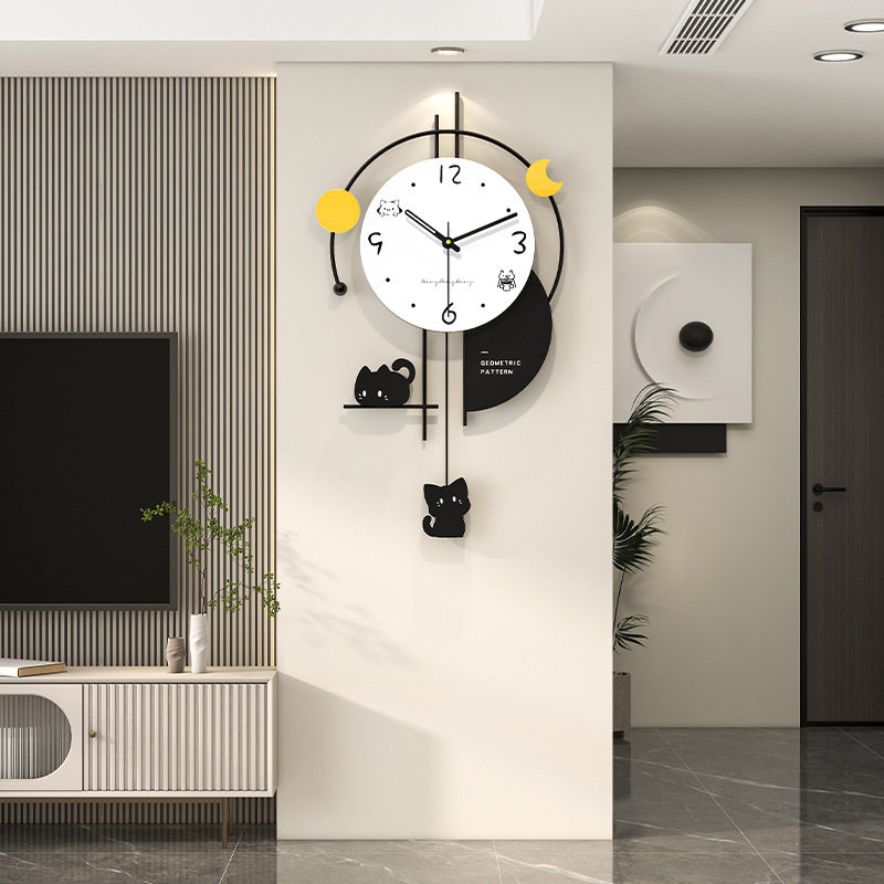 简约创意挂钟客厅高级感免打孔家用装饰钟表挂墙现代餐厅静音时钟