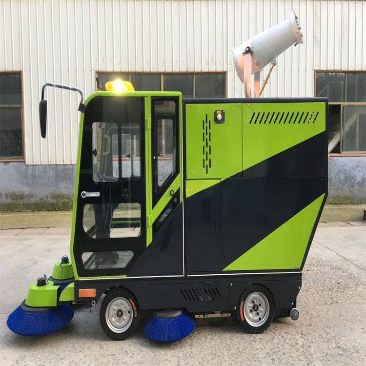 封闭式电动五刷驾驶室清扫车