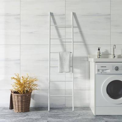 北欧梯子毛巾架落地式免打孔卫生间置物架浴室架挂衣架收纳架黑色