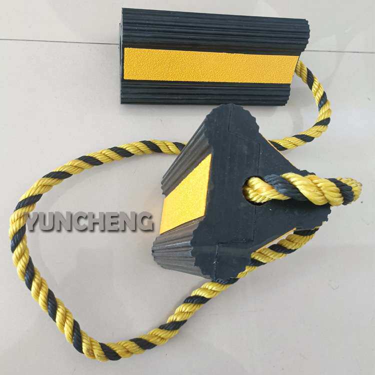 橡胶止轮块 车轮轮阻 车轮止退器 橡胶轮挡 云程价优