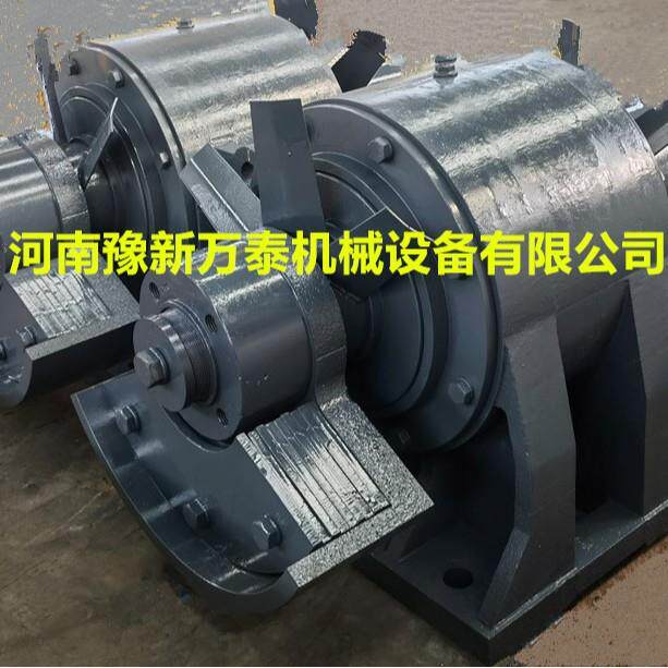 厂家供应脱水筛座式干油直线振动筛WTJZQ系列座式干油激振器