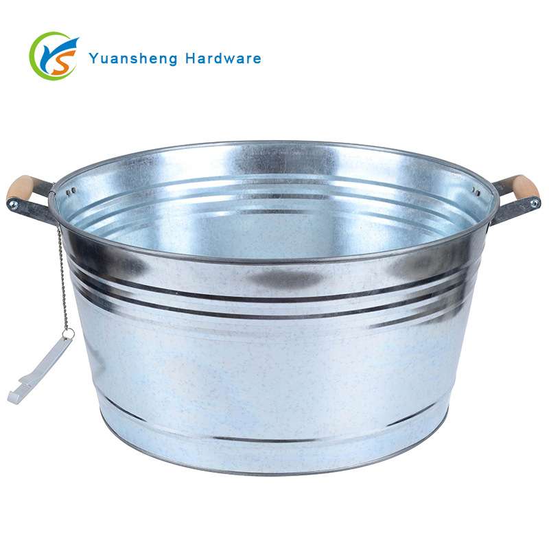 产地货源镀锌铁皮双耳冰桶配开瓶器酒吧桶大号冰桶金属冰酒器图片