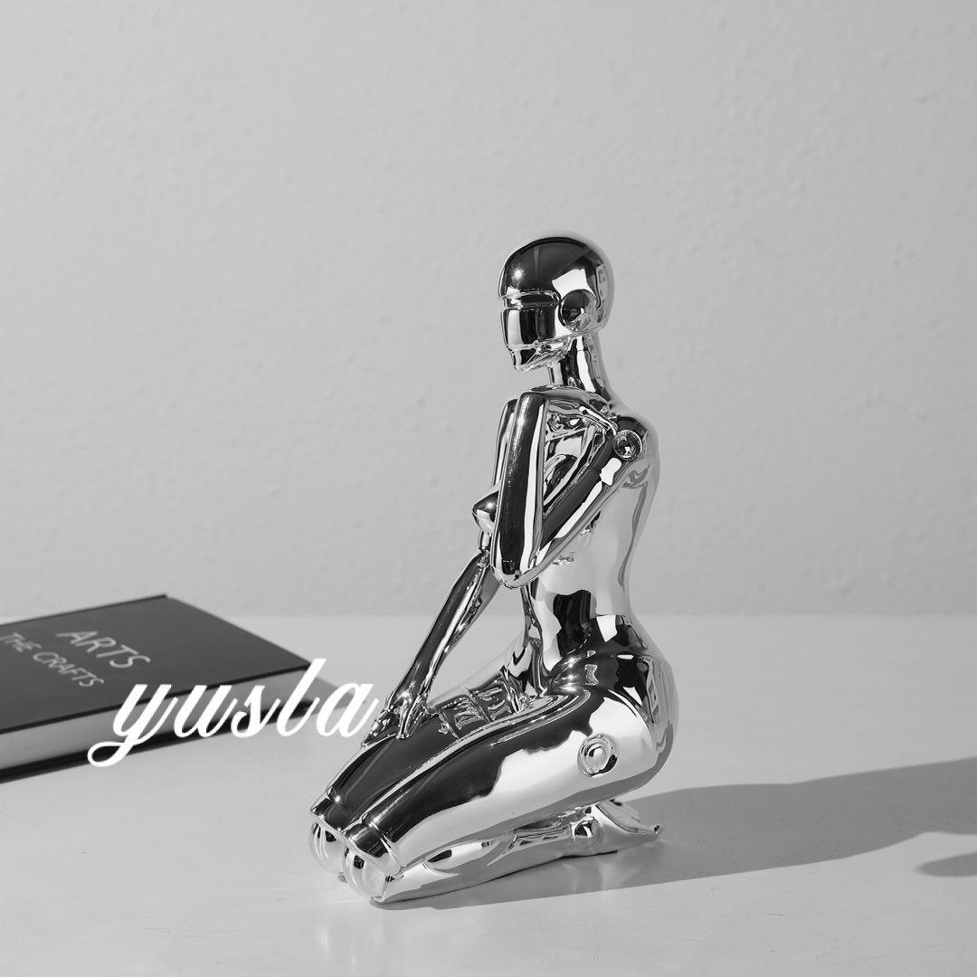 空山基客女神墅机械科技摆件厅电视柜样板RCI酒店别办公室间软装