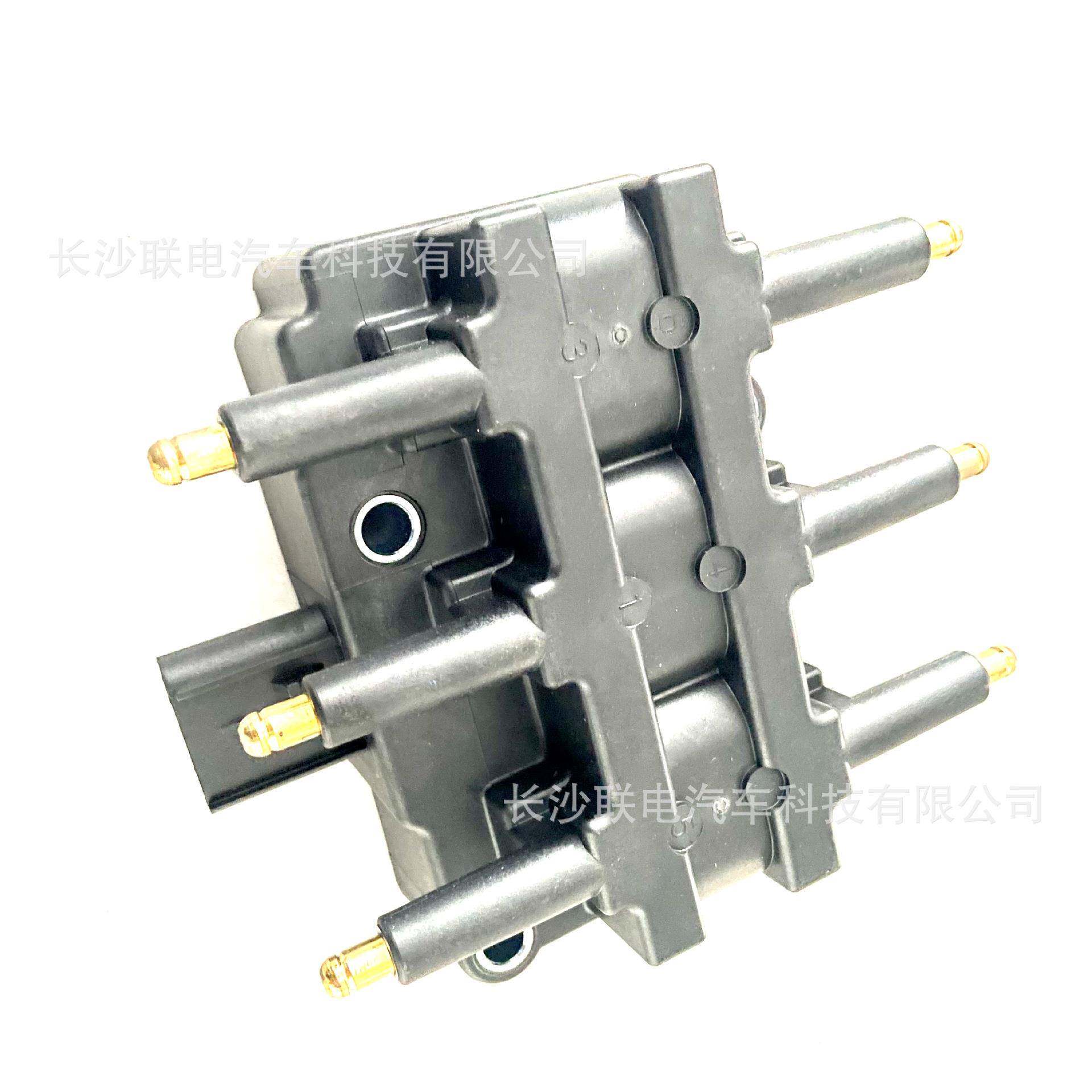 点火线圈56029098AA560032520A8C5632520569345B0209AB889212698