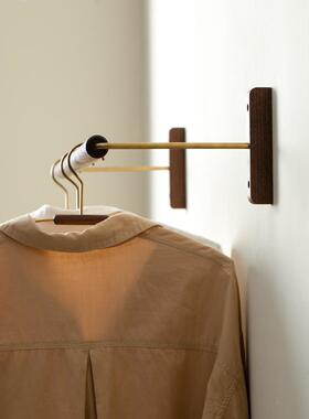 ?黑挂胡EQB桃实木挂衣服展装店墙上壁挂衣帽架示架挂衣架服的架子