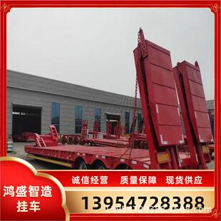 单节液压爬梯试低平板半挂车 三桥勾机板运输车 挖掘机平板车价格