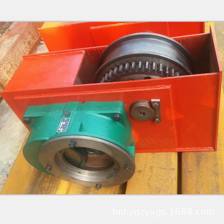 合三一电减速机电机LDA驱动装置端梁非标平立式减速机MWI动车配件