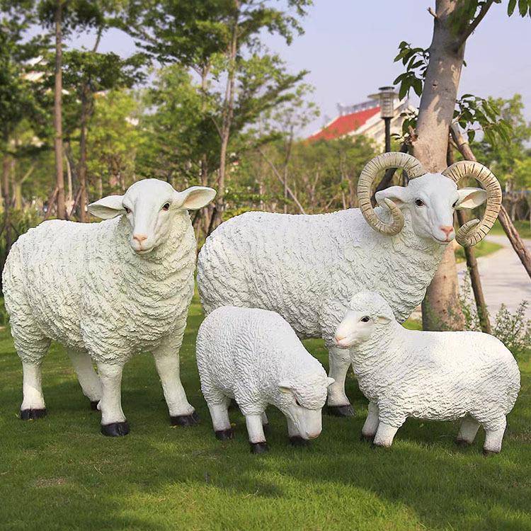 仿绵羊玻钢璃雕塑户外园林真景庭院观动物花园装饰山羊羊摆件工艺