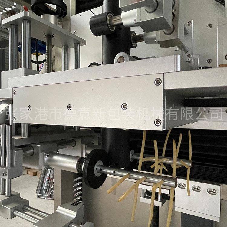 大桶水全ZJE自动套标机桶装水v桶口速套机pc收标缩高膜套标机现货