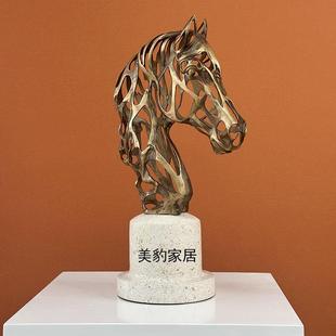 美金豹间属马摆件书房办公室简装约杏叶饰品样板工93艺品客厅软摆