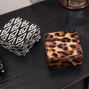 中古风轻奢马毛烟灰缸高级感创意摆件桌面客厅茶几装饰品