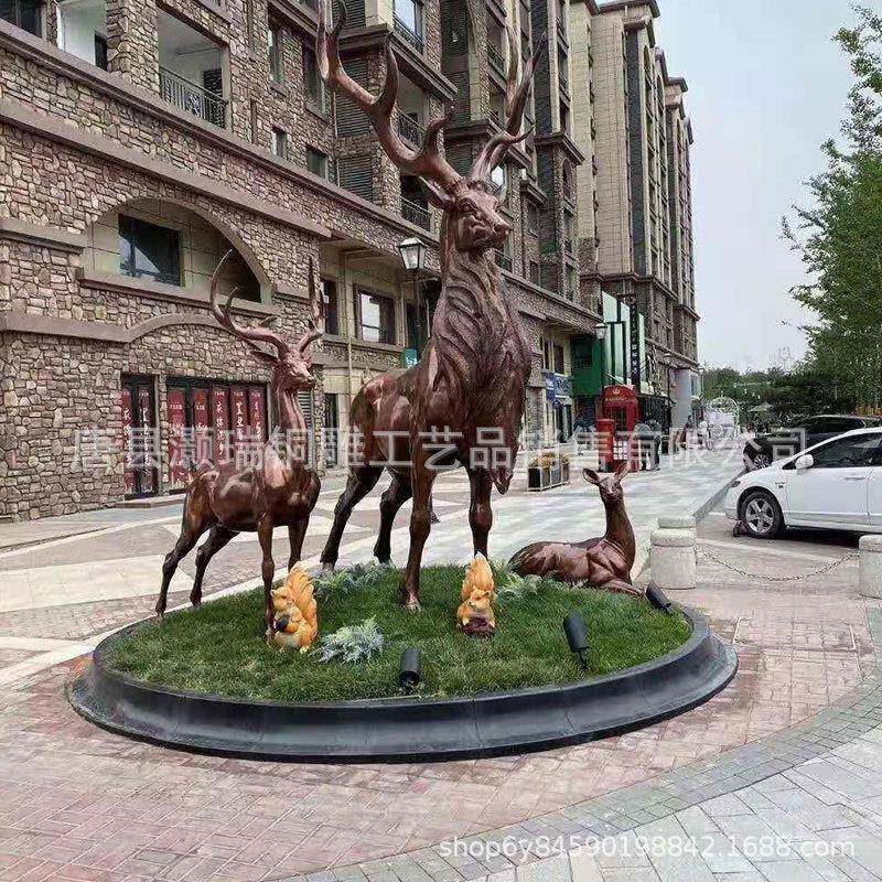 铜鹿抽象动物大型园林景观城市公园广场小区纯铜梅花鹿母子鹿摆件
