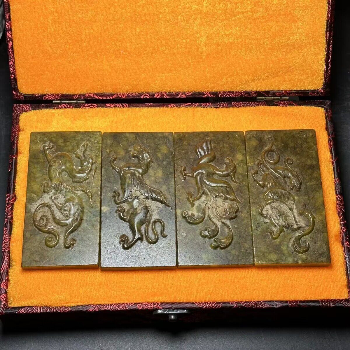 直播供货仿古做旧工艺品四大神兽青龙白虎朱雀玄武玉摆件