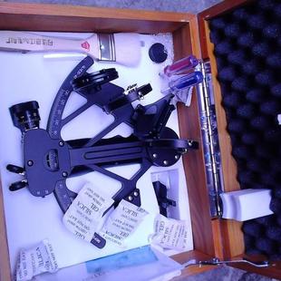 航海六分仪 测角仪器 测量范围：－5～＋130°