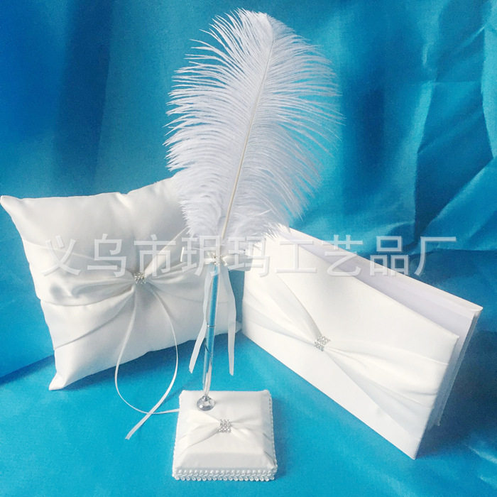 西式婚礼用品 白色爪链戒枕套装签到本+ 笔座（含鸵鸟毛签到笔）