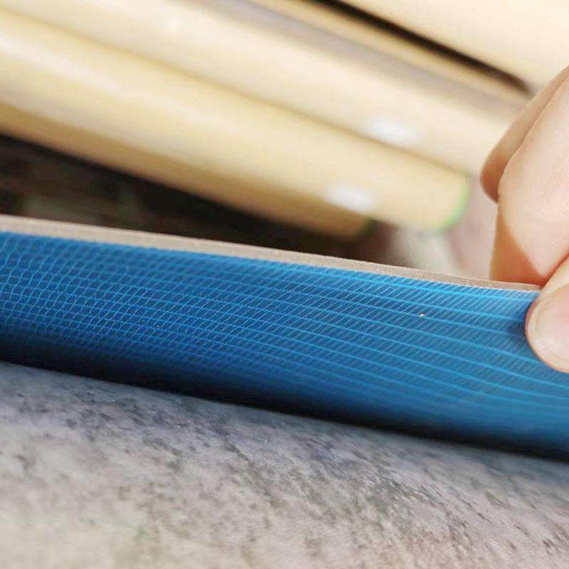 PVC地板革耐磨工程用商用UIS加厚实心塑胶革地板办公室地家胶直铺