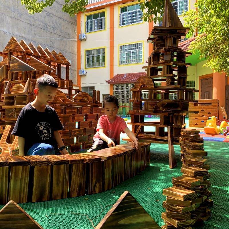 幼儿园构建区碳化大型积木儿童玩具实木安吉游戏木头户外炭烧材料