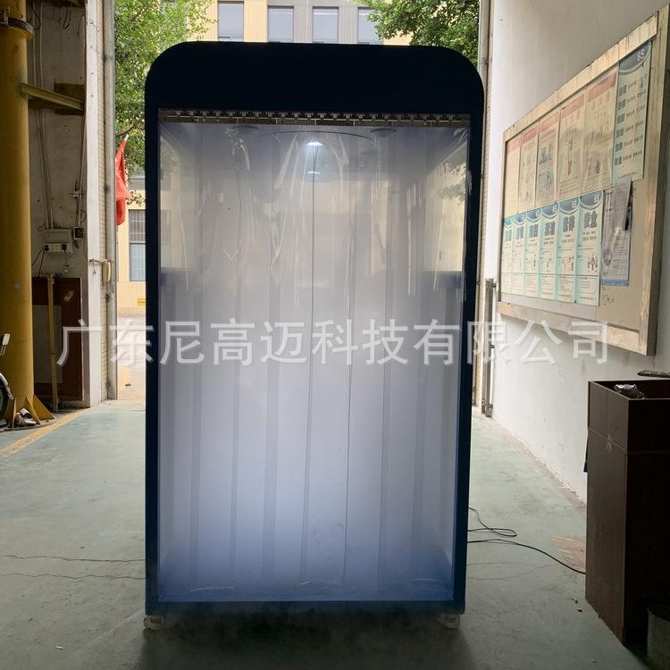 边境出境人员海关关口智能人脸识别感温消毒一体机