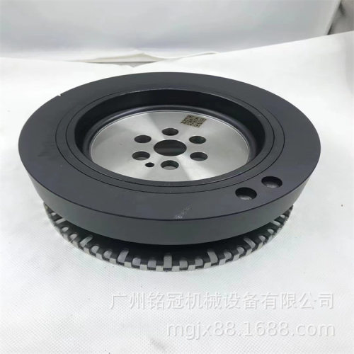 PC200-8PC210-8PC220-8PC240-8QSB6.76D107发动机曲轴轮