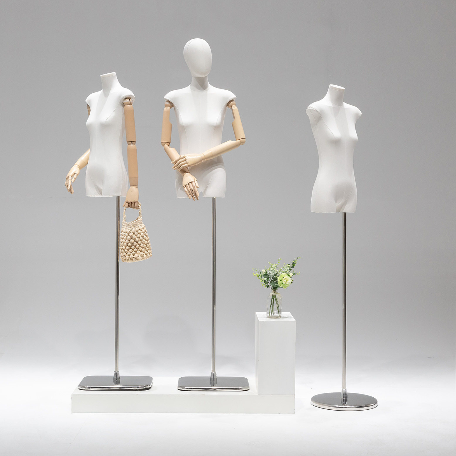服装店扁身平胸半全身模特道具女装人偶假人体模型台橱窗展示衣架