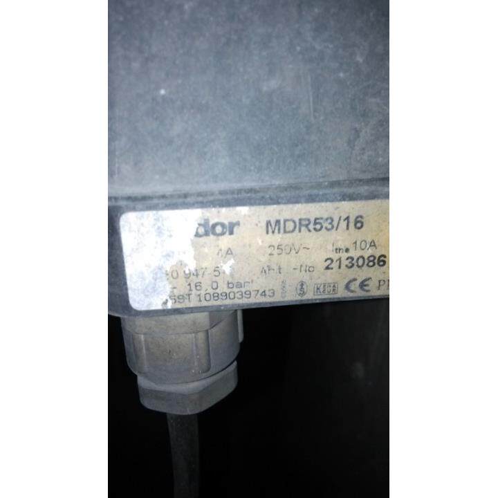 柳州富达LU280-BA 电移动机压力开关1089039743