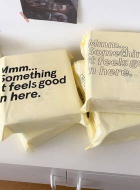 自VGX有版全新料黄色文快袋子包裹袋防水袋子服装打权包英物递流