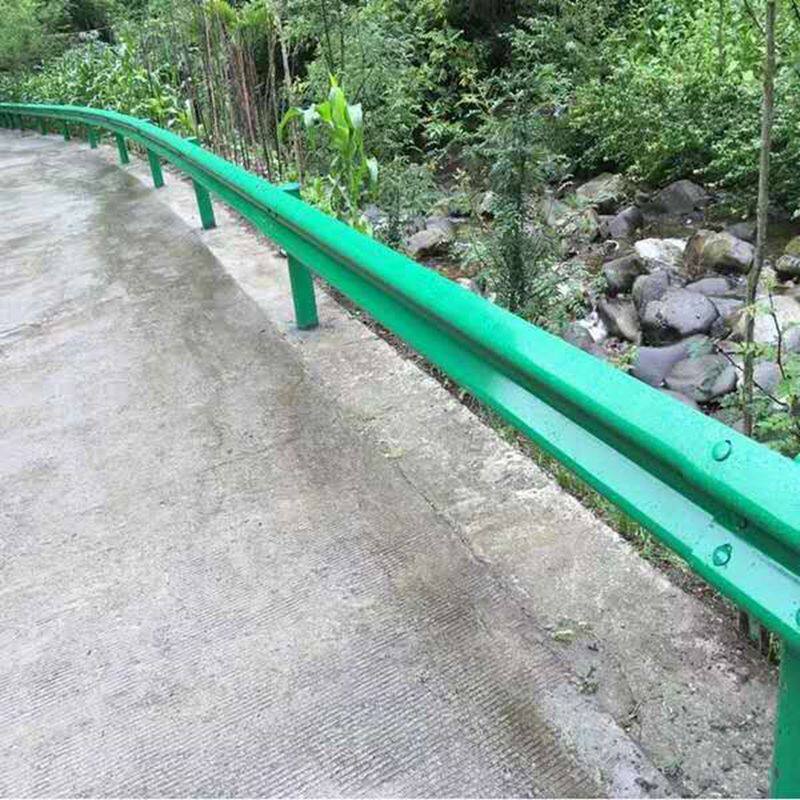 公路波形护栏板热镀锌喷塑波形梁护栏乡村路侧双波三波护栏