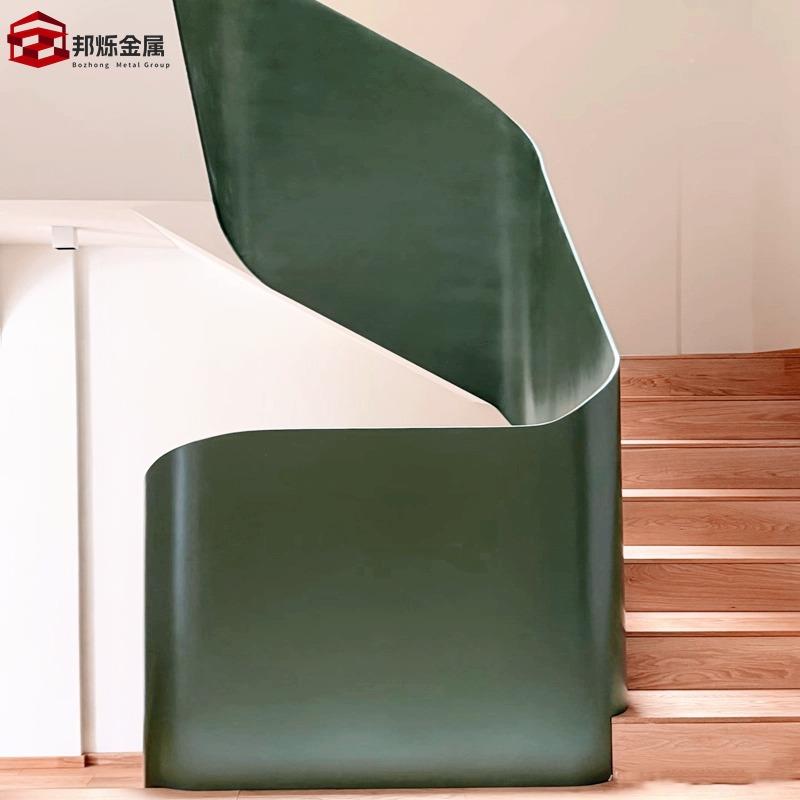 钢板高护楼梯上海别墅复式旋转弧形转角焊接钢结构楼梯扶手安装