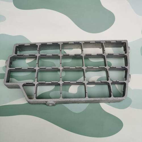 EQ1118GA/EQ5118/EQ2102/EQ114驾驶室脚踏板铝合金踏板(分左右