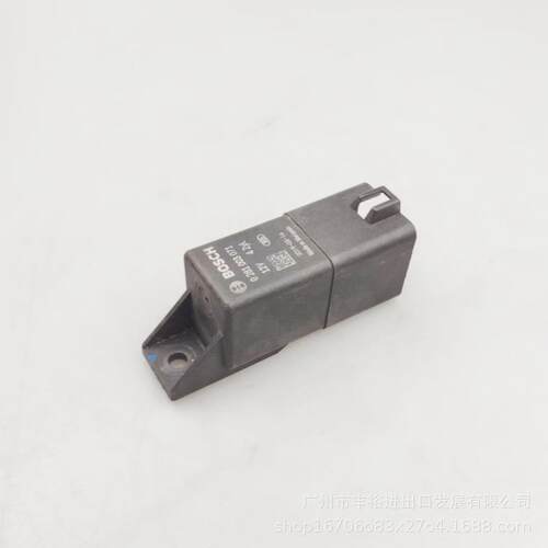 上汽大通V80V90G10G20T60T70T90预热塞继电器发动机预热塞继电器