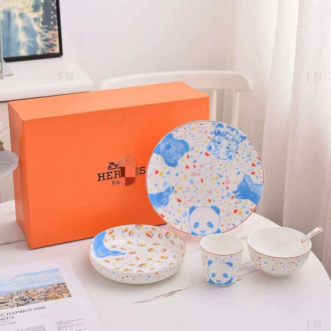 H家动物园图案儿童陶瓷餐具5件套甜点盘谷物盘平底杯勺子小圆碗