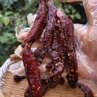 云南德宏傣家炭烤牛干巴正宗香辣涮涮辣牛肉干开袋即食多味可选