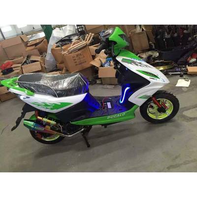 鬼火踏板摩托酷车女式燃油助力车跑车车轮燃油KH125T-6两摩车托车